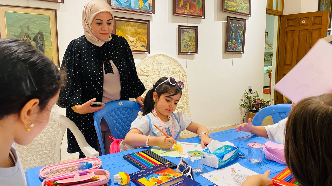 الألوان الجميلة